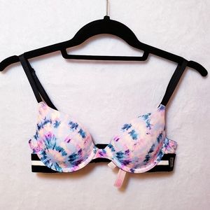 Pink Victoria's Secret T Shirt Bra 32A Lined